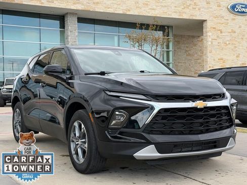 Used 2025 Chevrolet Blazer LT FWD image 18