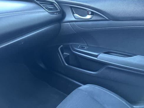 Used 2019 Honda Insight LX image 30