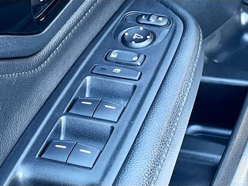 Used 2023 Honda Odyssey Touring image 18