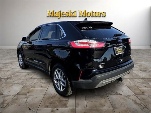 Used 2021 Ford Edge SEL w/ Convenience Package image 5