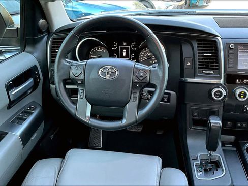 Used 2021 Toyota Sequoia Limited image 5