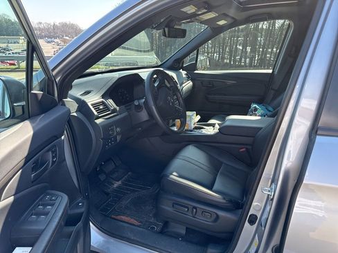 Used 2024 Honda Ridgeline TrailSport image 11