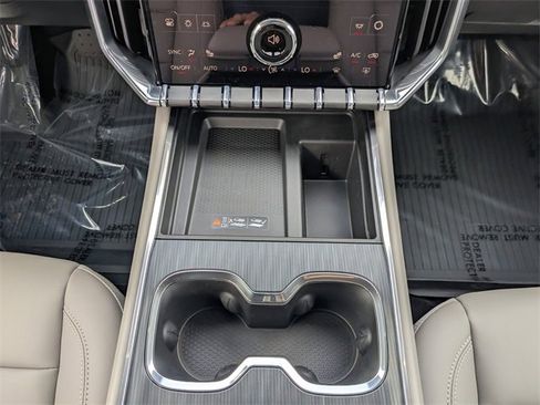 New 2026 GMC Acadia Elevation w/ Elevation Premium Package image 24