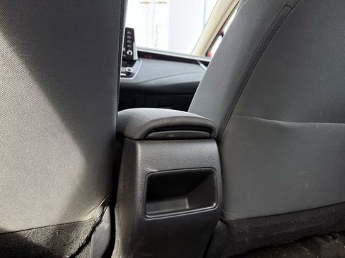 Used 2021 Toyota Corolla LE image 26