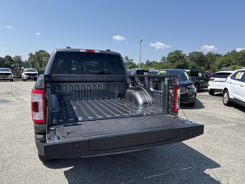 Used 2023 Ford F150 Lariat AWD/4WD image 9