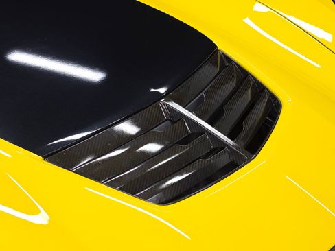 Used 2016 Chevrolet Corvette Z06 w/ 3LZ Preferred Equipment Group image 60