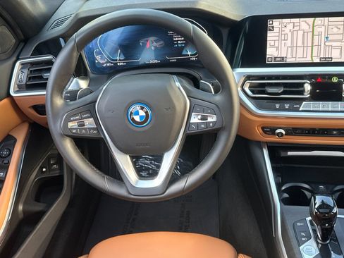 Used 2022 BMW 330e w/ Driving Assistance Package RWD image 14