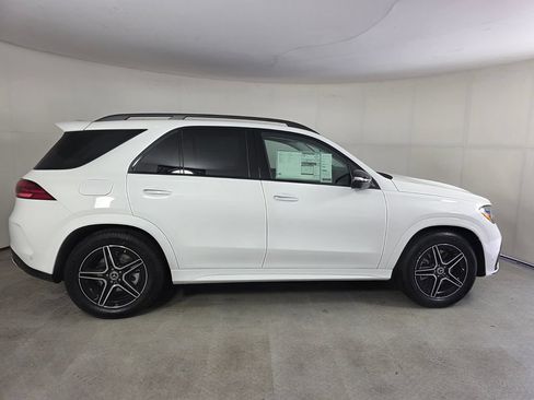 New 2026 Mercedes-Benz GLE 350 4MATIC image 3