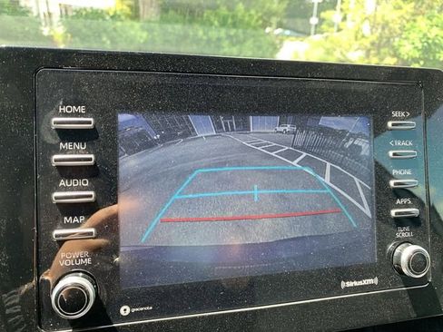 Used 2024 Toyota Camry SE FWD image 22