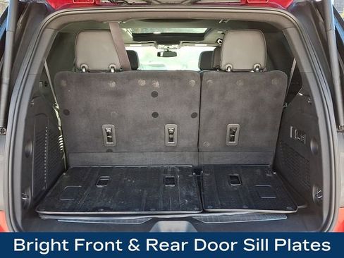 Used 2021 Chevrolet Tahoe Z71 w/ Z71 Signature Package image 31