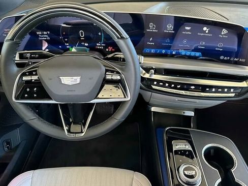 New 2026 Cadillac Lyriq Sport image 14