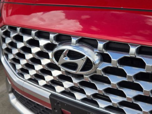 Used 2023 Hyundai Santa Fe Limited AWD/4WD image 4