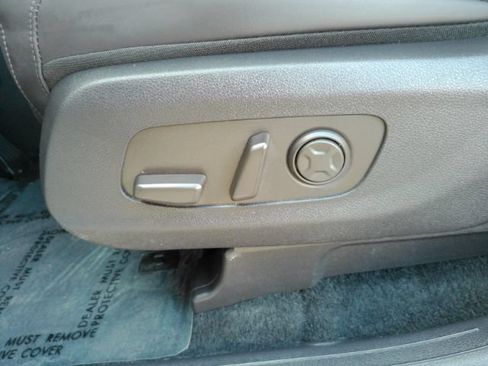 Used 2026 Kia Carnival LXS FWD image 15