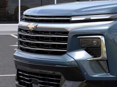 New 2026 Chevrolet Traverse High Country w/ LPO, Floor Liner Package AWD/4WD image 13