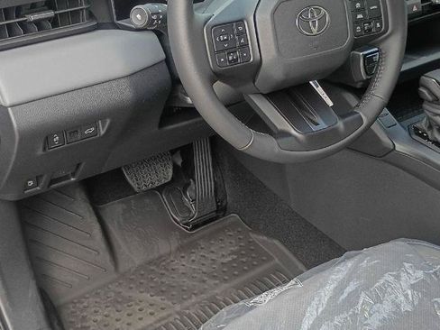 Used 2026 Toyota RAV4 XSE w/ Weather Package AWD/4WD image 11