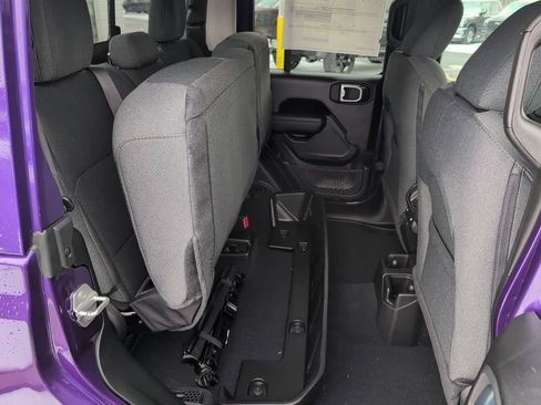 New 2026 Jeep Gladiator Sport image 12