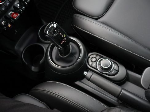 Used 2022 MINI Cooper S image 25