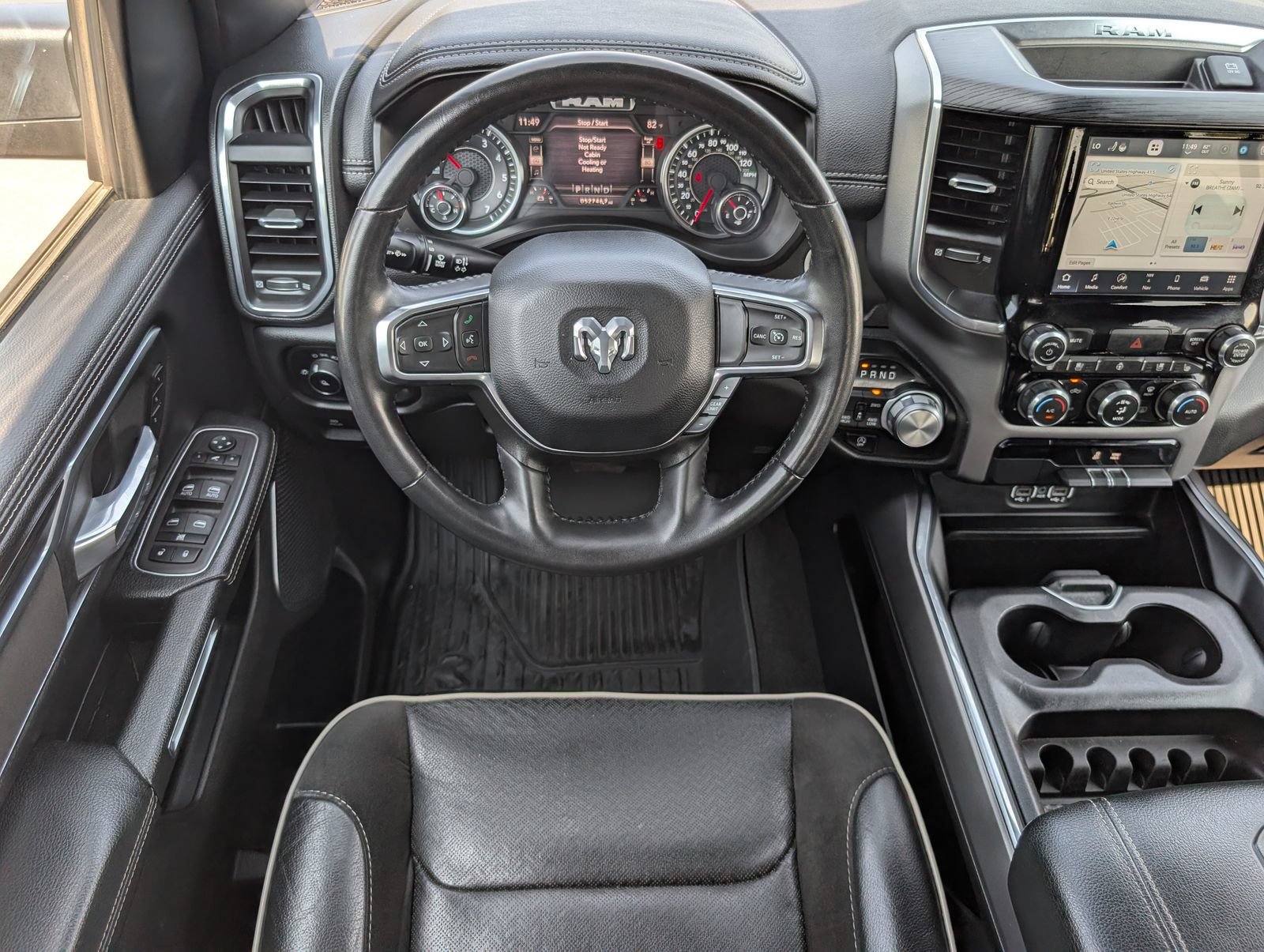Used 2024 RAM 1500 Laramie AWD/4WD image 17