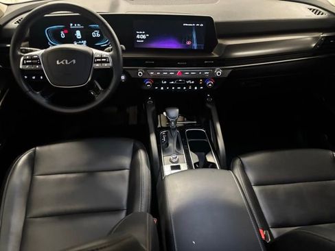 Used 2025 Kia Telluride S FWD image 11