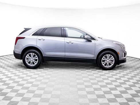 New 2026 Cadillac XT5 Luxury w/ LPO, Floor Liner Package AWD/4WD image 6