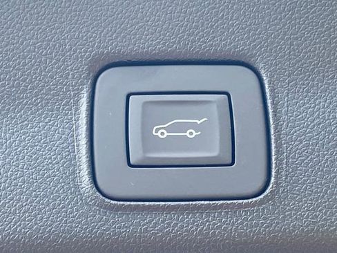 New 2026 Chevrolet TrailBlazer RS w/ Convenience Package AWD/4WD image 18