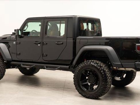 Used 2026 Jeep Gladiator Sport AWD/4WD image 9