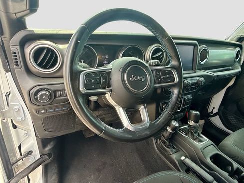 Used 2021 Jeep Wrangler Unlimited Rubicon 4xe w/ Safety Group AWD/4WD image 13