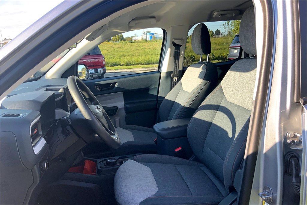 Used 2024 Ford Maverick XLT FWD image 9