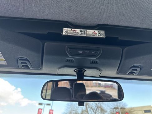 Used 2022 Jeep Wrangler Unlimited Sport image 19