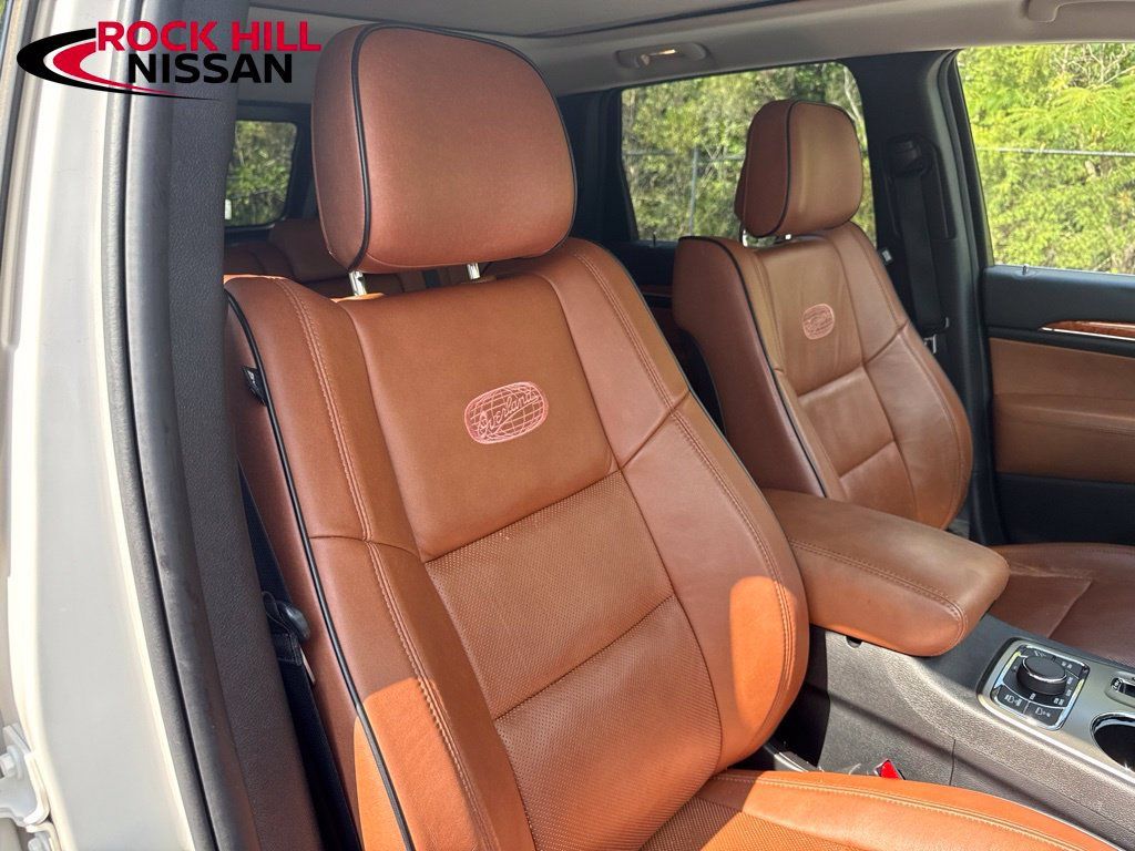 Used 2012 Jeep Grand Cherokee Overland AWD/4WD image 37
