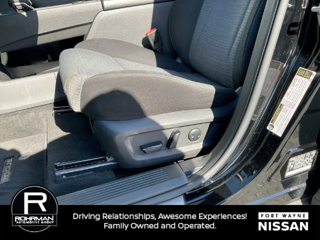 Certified 2023 Nissan Rogue SV AWD/4WD image 32