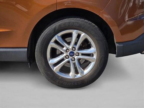 Used 2017 Ford Edge SEL w/ Equipment Group 201A image 22