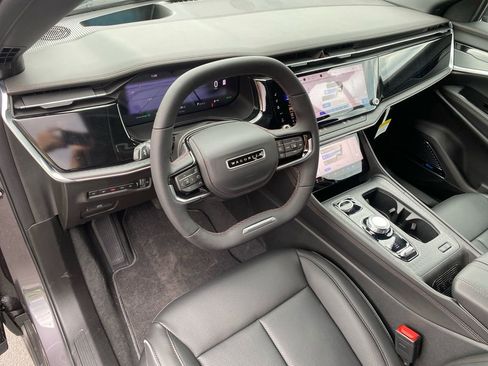 New 2025 Jeep Wagoneer S Limited w/ Comfort Package image 6