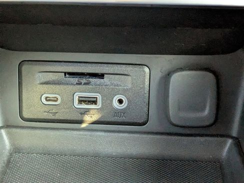 Used 2019 GMC Terrain SLT w/ LPO, Floor Liner Package image 23