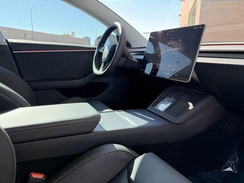 Used 2024 Tesla Model 3 Performance image 47