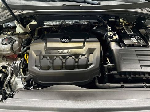Used 2022 Volkswagen Tiguan SE AWD/4WD image 30