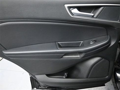 Used 2024 Ford Edge SEL w/ Convenience Package image 22