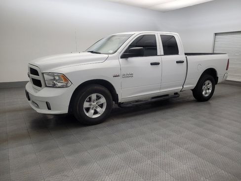 Used 2018 RAM 1500 Express image 2