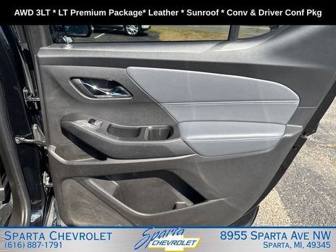 Used 2019 Chevrolet Traverse LT w/ LT Premium Package AWD/4WD image 31
