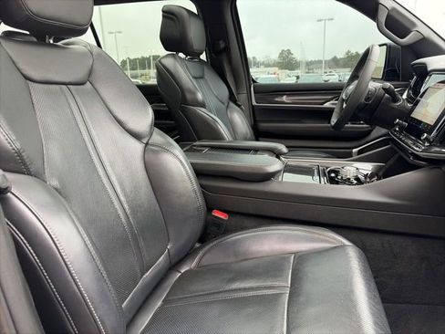 Used 2022 Jeep Wagoneer Series I w/ Premium Group I image 22