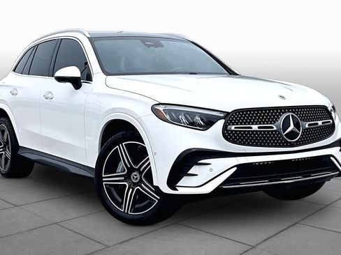 Used 2026 Mercedes-Benz GLC 300 4MATIC image 3