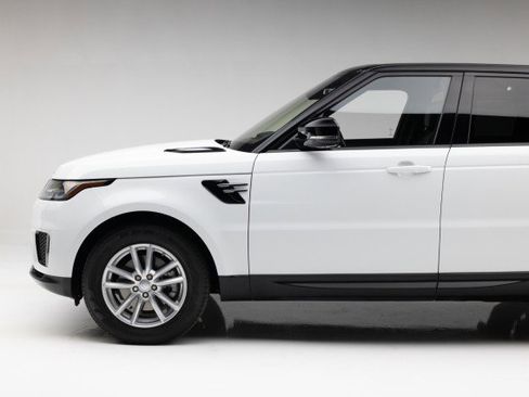 Used 2018 Land Rover Range Rover Sport SE image 21