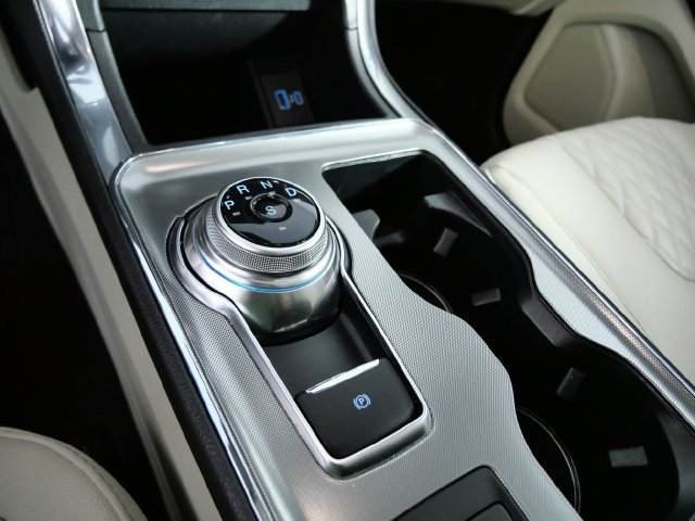 Certified 2024 Ford Edge Titanium AWD/4WD image 20