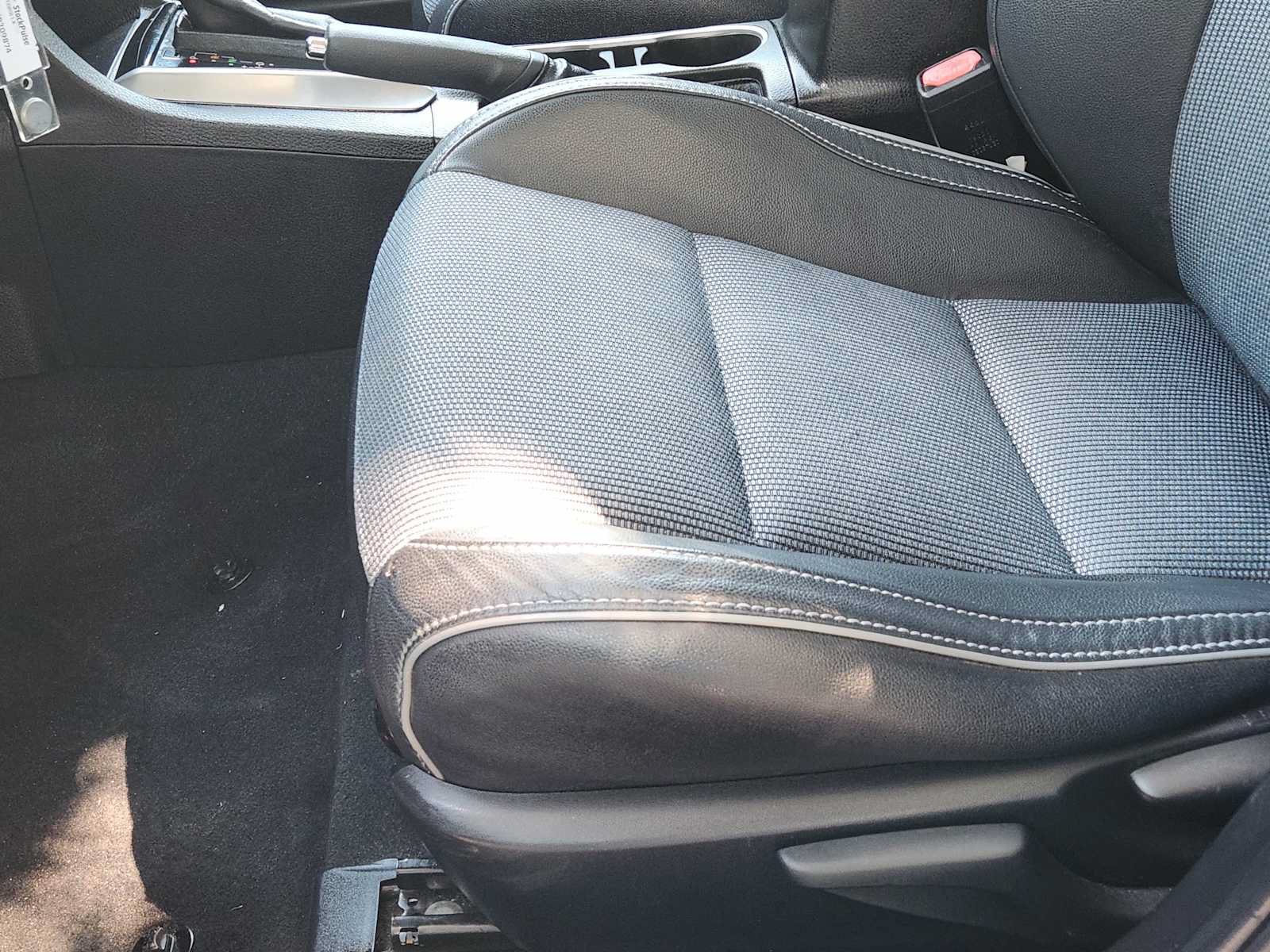 Used 2015 Toyota Corolla S FWD image 23