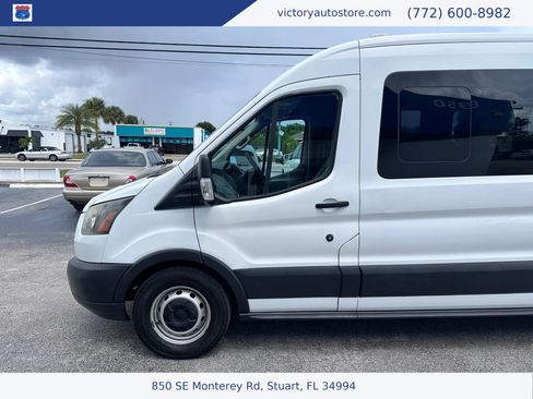 Used 2017 Ford Transit 350 XL RWD image 4
