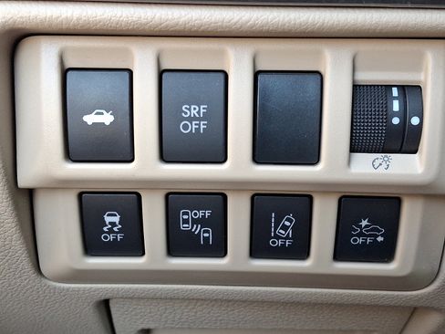 Used 2016 Subaru Legacy 2.5i Limited image 25