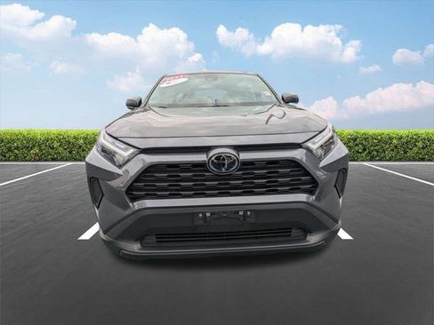 Certified 2023 Toyota RAV4 LE image 9