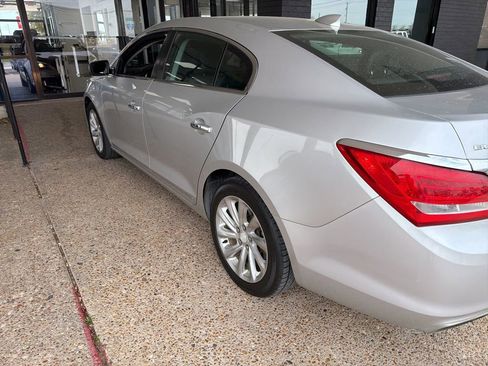 Used 2015 Buick LaCrosse image 5