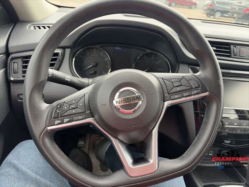 Used 2018 Nissan Rogue S AWD/4WD image 18