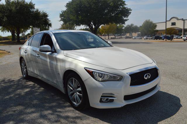 Used 2016 INFINITI Q50 3.0t Premium RWD image 2